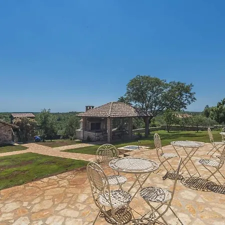 Holiday home Nina Vinela