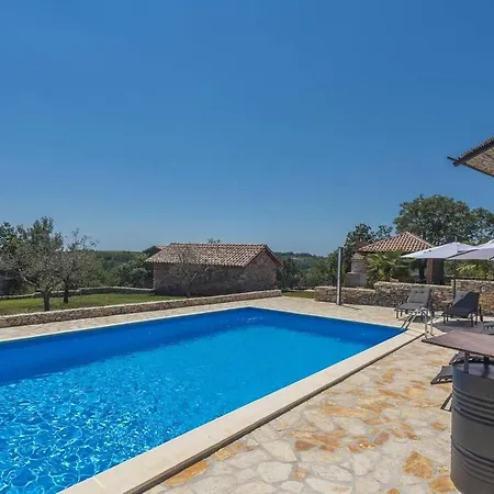 Holiday home Nina Vinela